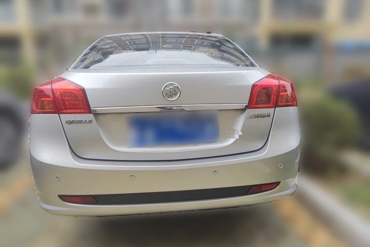 Used Buick Excelle 2011 1.6 LE-MT Rear