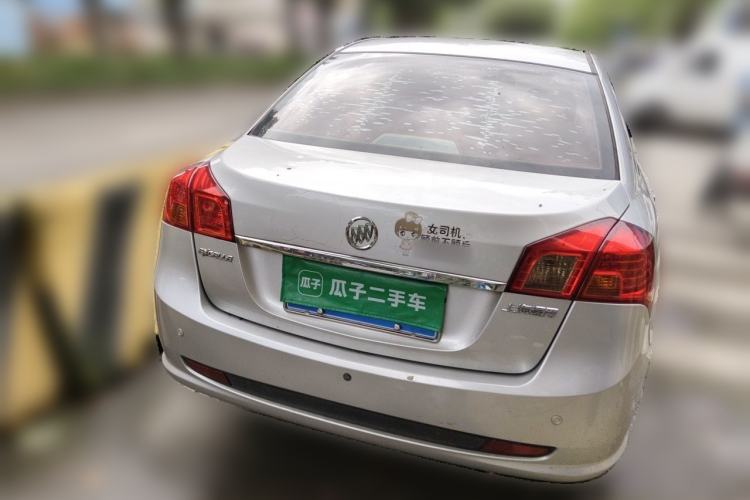 Used Buick Excelle 2011 1.6LX-AT Rear