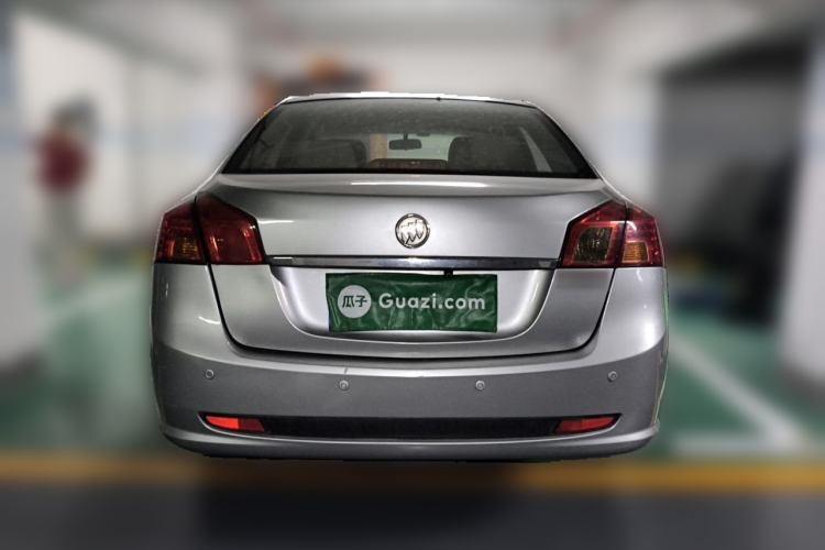 Used Buick Excelle 2011 1.6LX-AT Rear