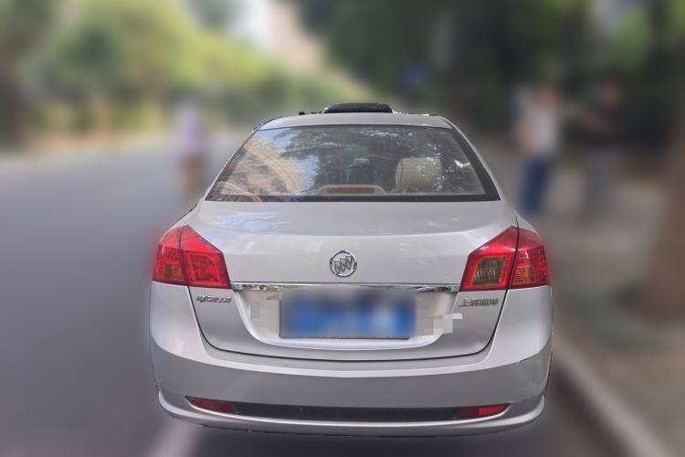Used Buick Excelle 2011 1.6LX-AT Rear