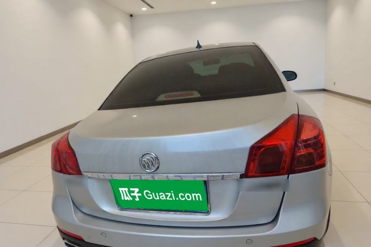 Used Buick Excelle 2011 1.6LX-AT Rear