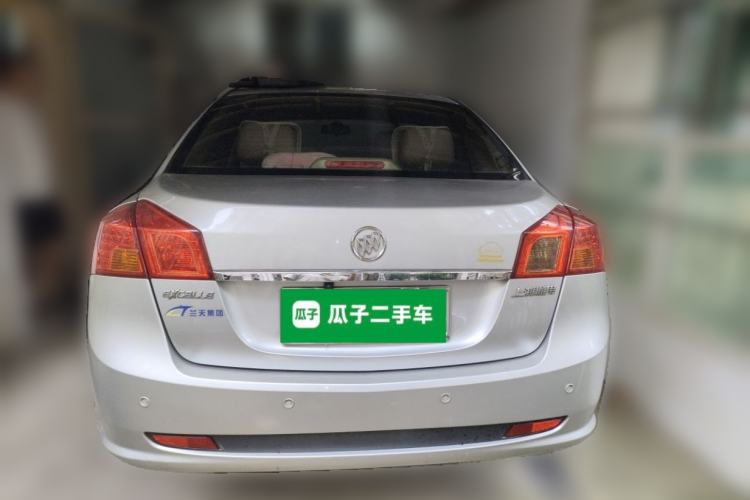 Used Buick Excelle 2011 1.6 LE-MT Rear
