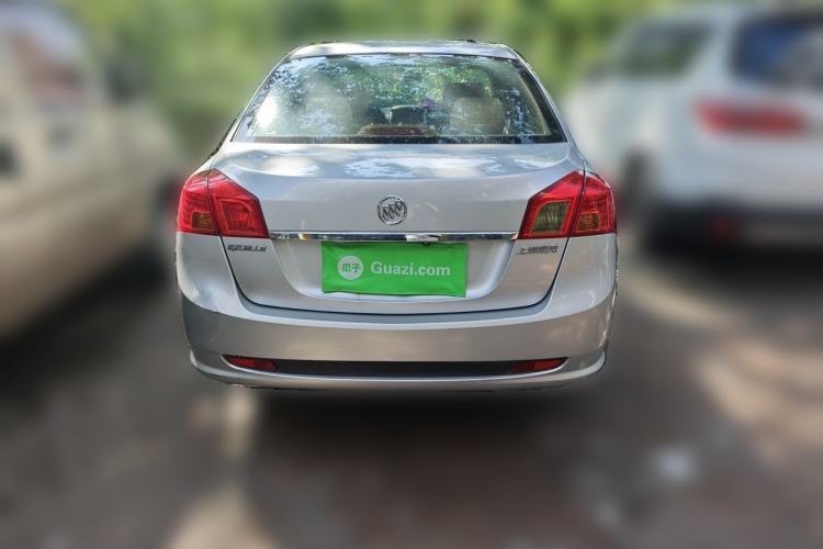 Used Buick Excelle 2011 1.6 LX-MT Rear