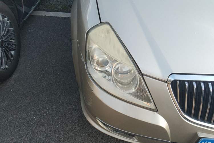 Used Buick Excelle 2011 1.6LX-AT Right Front Headlight