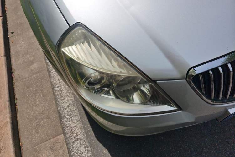 Used Buick Excelle 2011 1.6LX-AT Right Front Headlight