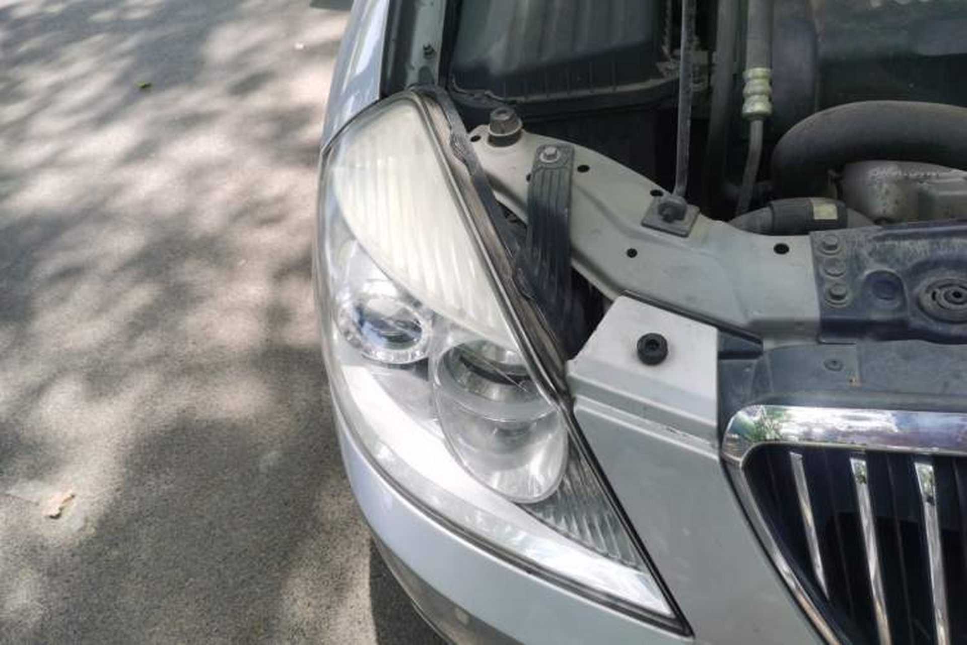 Used Buick Excelle 2011 1.6 LX-MT Right Front Headlight