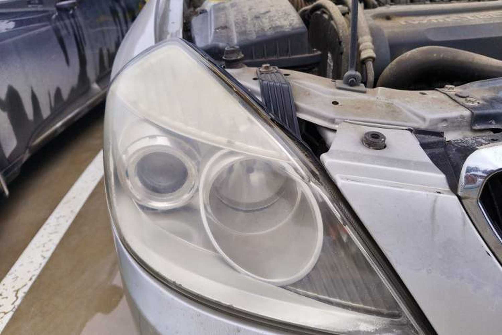 Used Buick Excelle 2011 1.6LX-AT Right Front Headlight