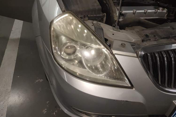 Used Buick Excelle 2011 1.6 LE-MT Right Front Headlight