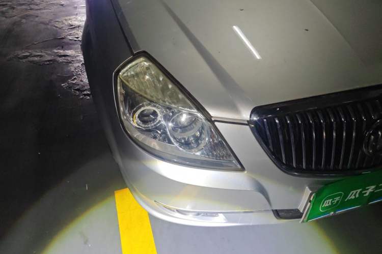 Used Buick Excelle 2011 1.6 LE-AT Right Front Headlight