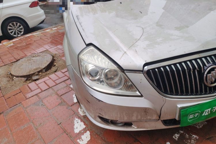 Used Buick Excelle 2011 1.6 LX-MT Right Front Headlight