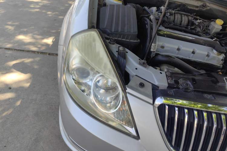 Used Buick Excelle 2011 1.6 LX-MT Right Front Headlight