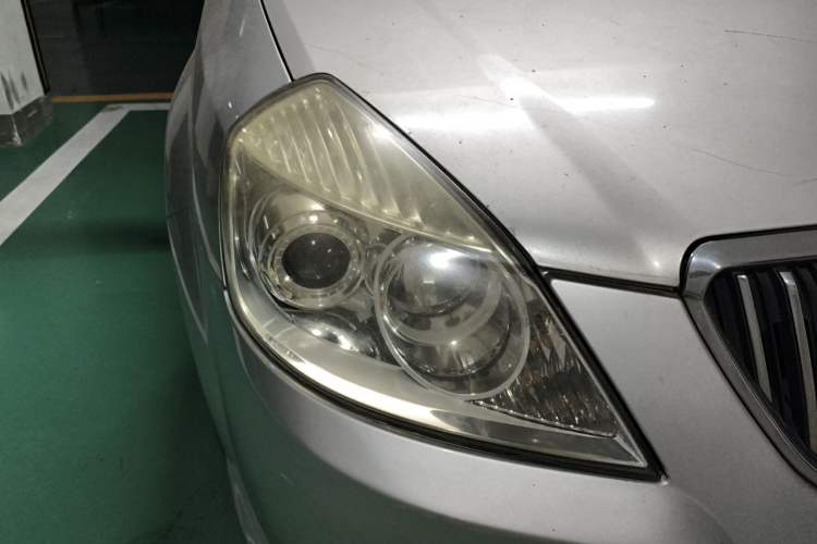 Used Buick Excelle 2011 1.6LX-AT Right Front Headlight