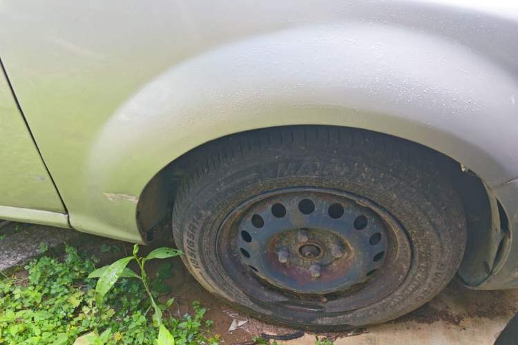 Used Buick Excelle 2011 1.6 LX-MT Right Front Wheel Hub