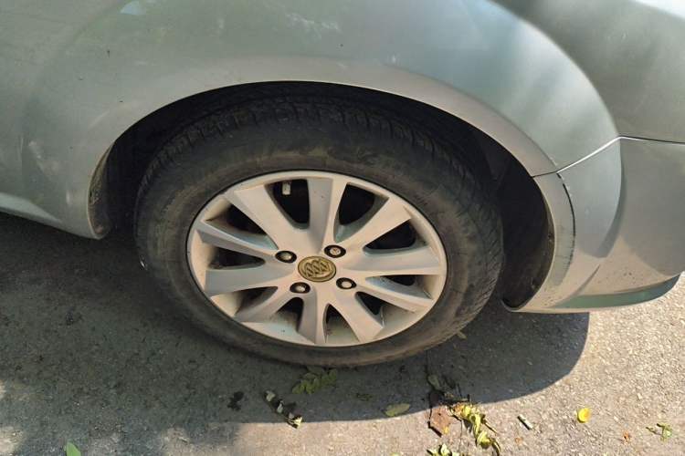 Used Buick Excelle 2011 1.6 LX-MT Right Front Wheel Hub