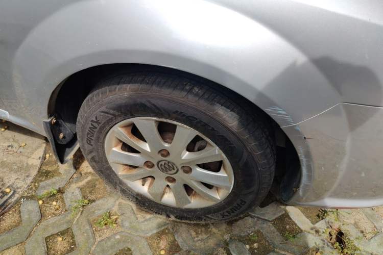 Used Buick Excelle 2011 1.6 LX-MT Right Front Wheel Hub