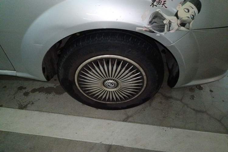 Used Buick Excelle 2011 1.6LX-AT Right Front Wheel Hub