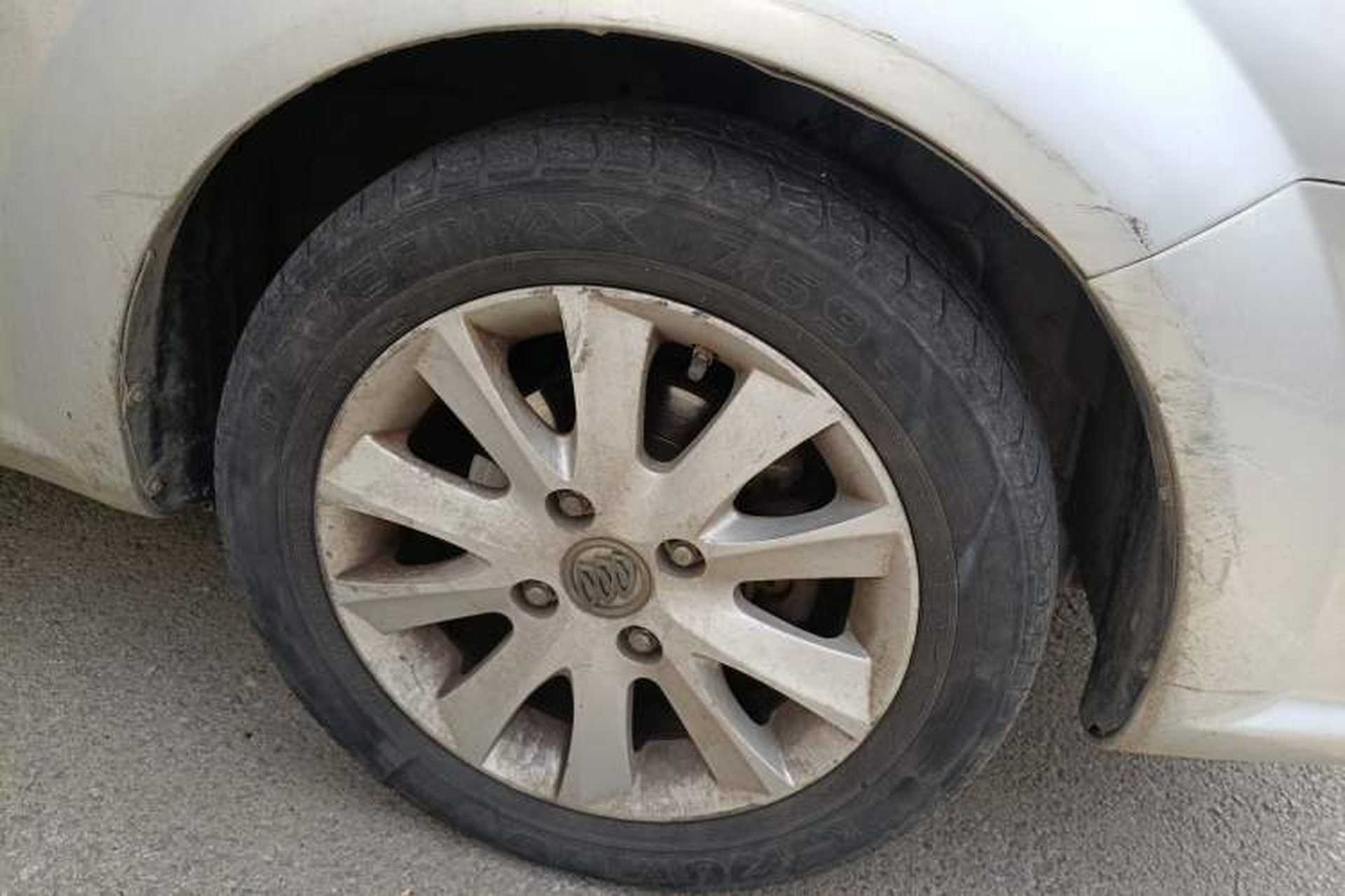 Used Buick Excelle 2011 1.6 LE-AT Right Front Wheel Hub