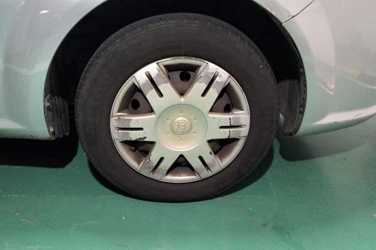 Used Buick Excelle 2011 1.6LX-AT Right Front Wheel Hub