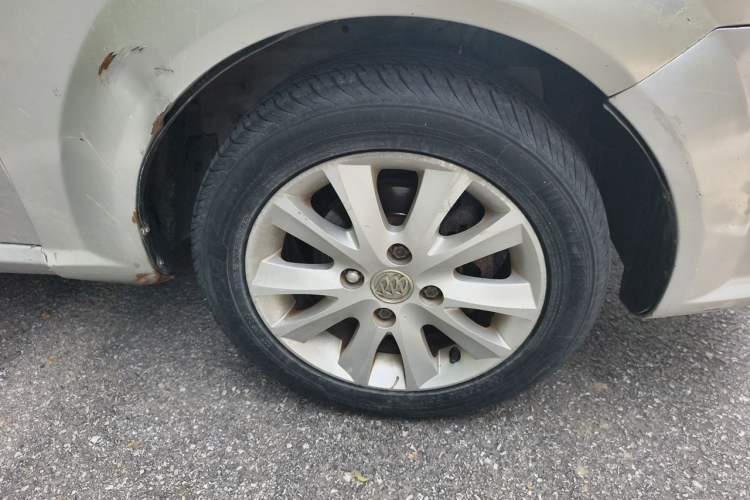 Used Buick Excelle 2011 1.6 LX-MT Right Front Wheel Hub