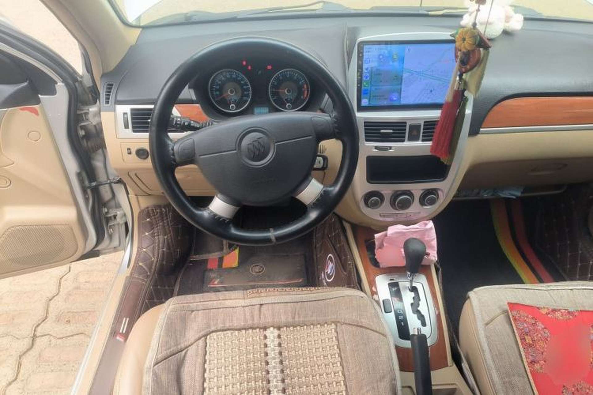 Used Buick Excelle 2011 1.6 LE-AT Steering Wheel