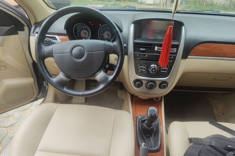 Used Buick Excelle 2011 1.6 LE-MT Steering Wheel