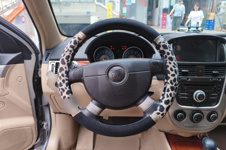Used Buick Excelle 2011 1.6 LE-AT Steering Wheel