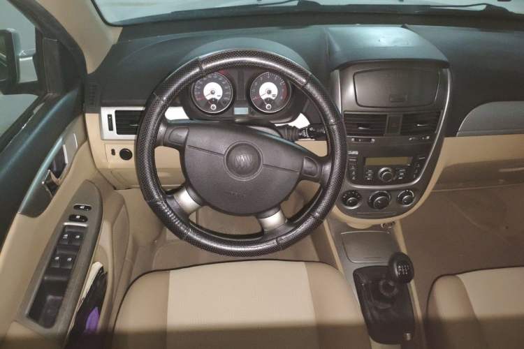 Used Buick Excelle 2011 1.6 LX-MT Steering Wheel