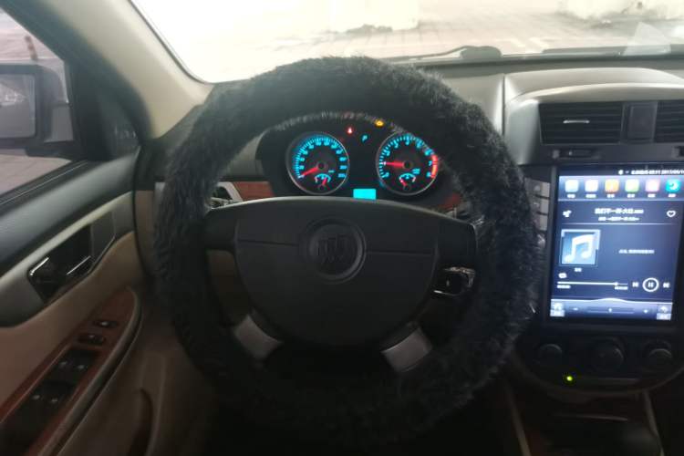 Used Buick Excelle 2011 1.6 LE-AT Steering Wheel