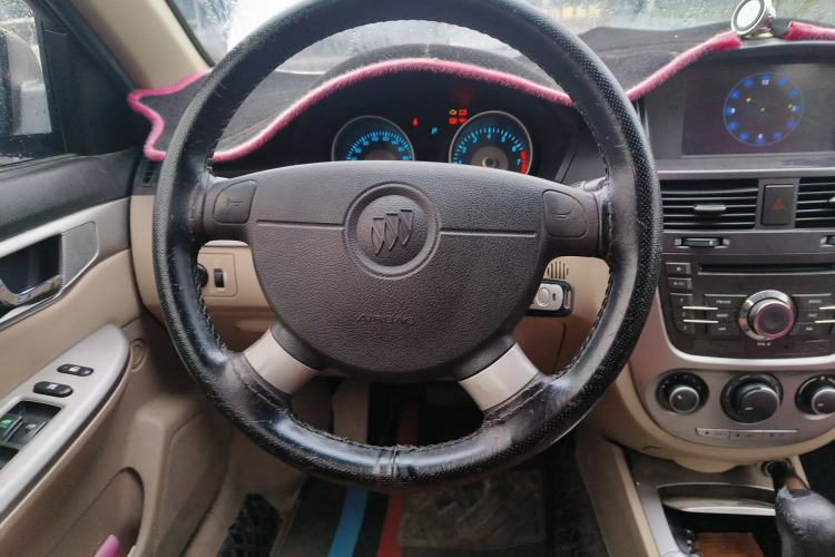 Used Buick Excelle 2011 1.6LX-AT Steering Wheel