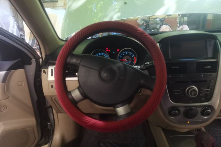 Used Buick Excelle 2011 1.6LX-AT Steering Wheel