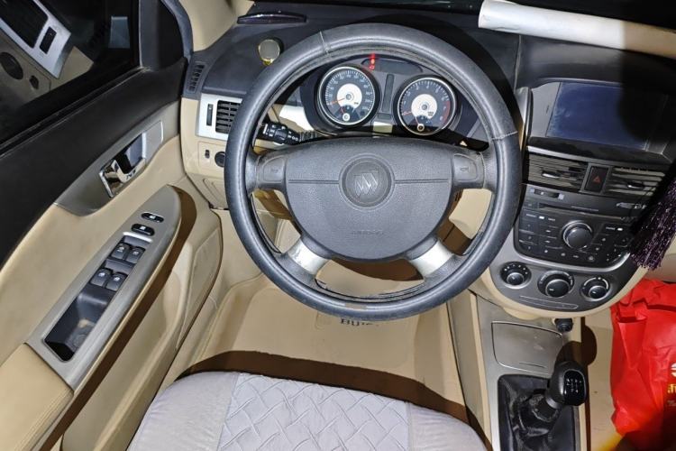 Used Buick Excelle 2011 1.6 LX-MT Steering Wheel