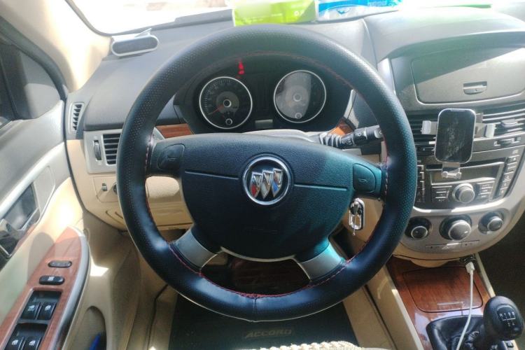Used Buick Excelle 2011 1.6 LE-MT Steering Wheel