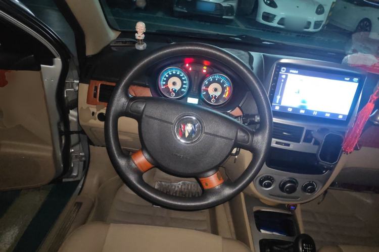 Used Buick Excelle 2011 1.6 LX-MT Steering Wheel