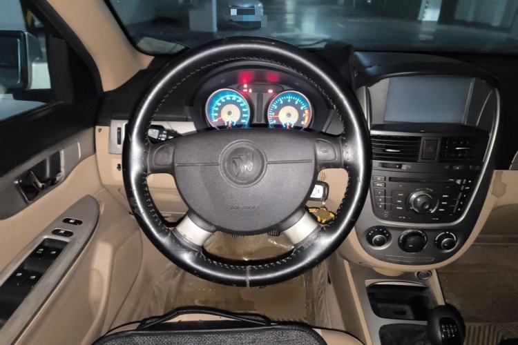 Used Buick Excelle 2011 1.6 LX-MT Steering Wheel
