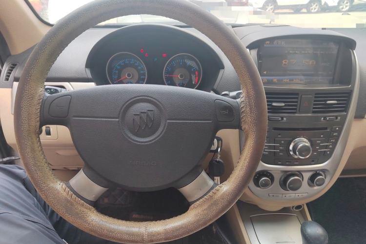 Used Buick Excelle 2011 1.6LX-AT Steering Wheel