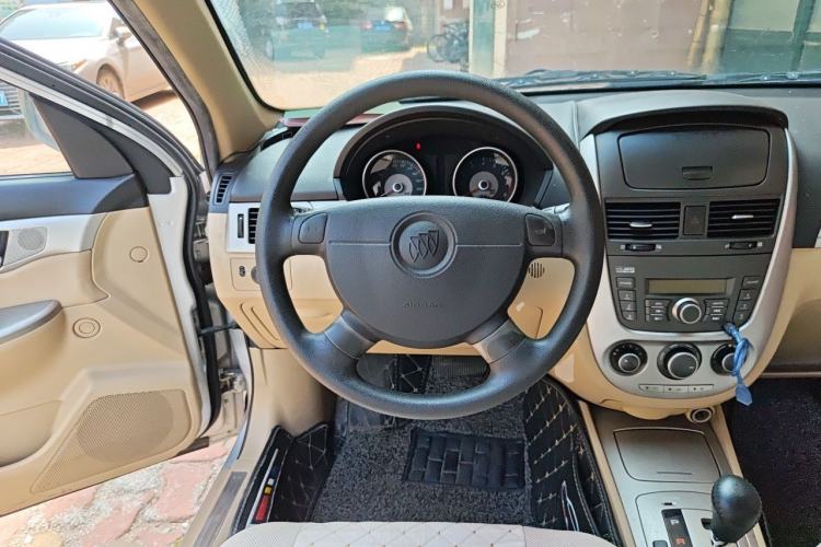 Used Buick Excelle 2011 1.6LX-AT Steering Wheel