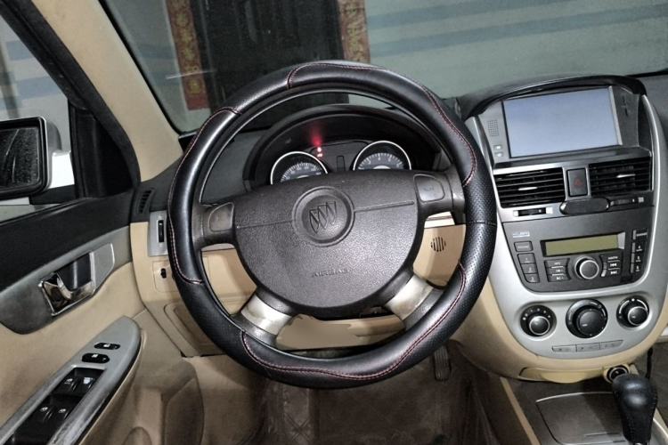 Used Buick Excelle 2011 1.6LX-AT Steering Wheel