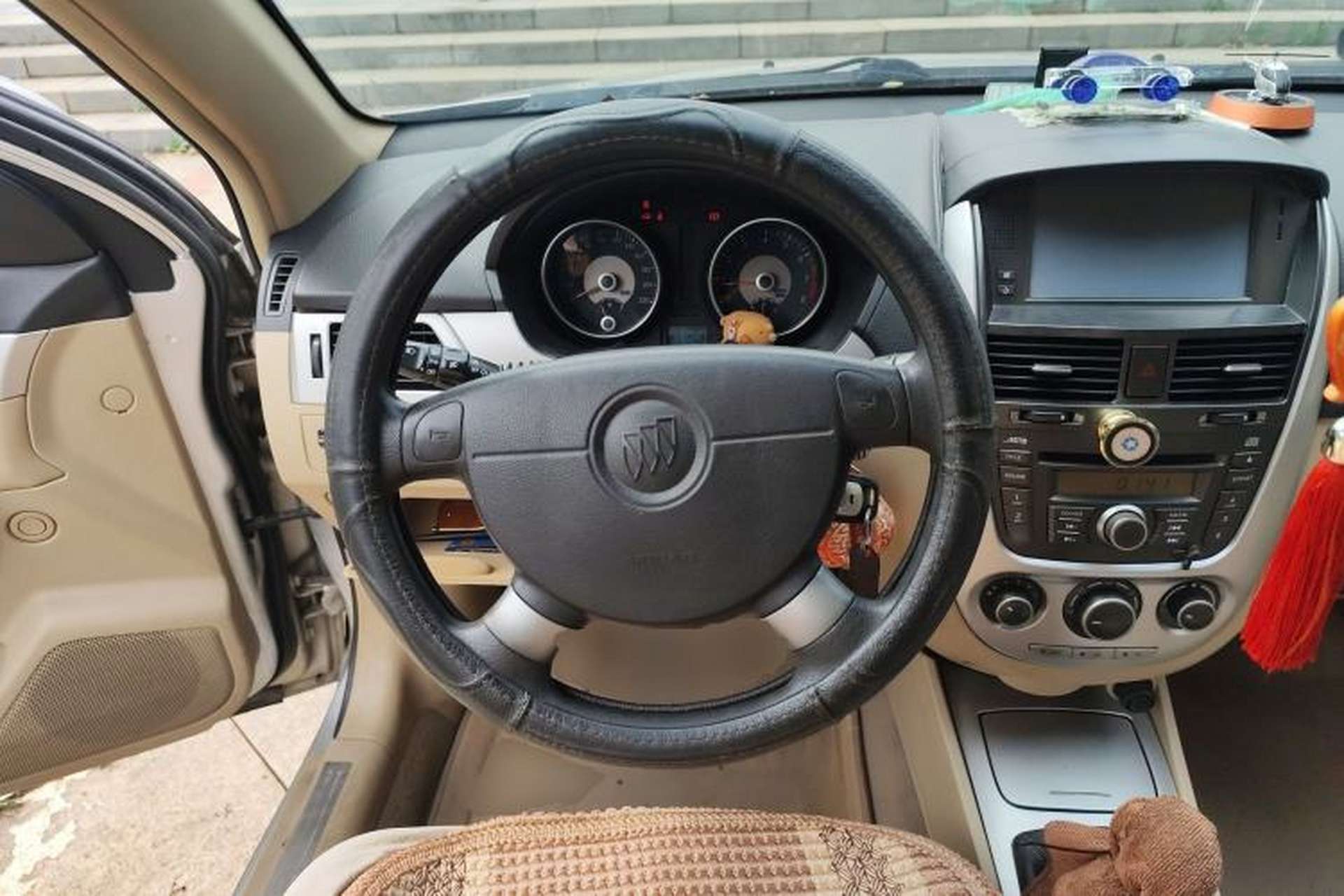 Used Buick Excelle 2011 1.6 LX-MT Steering Wheel