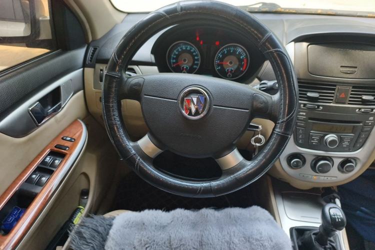 Used Buick Excelle 2011 1.6 LX-MT Steering Wheel