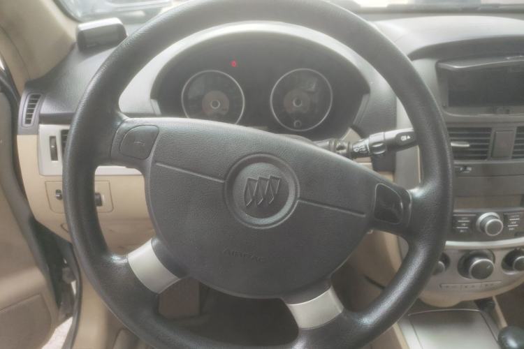 Used Buick Excelle 2011 1.6LX-AT Steering Wheel