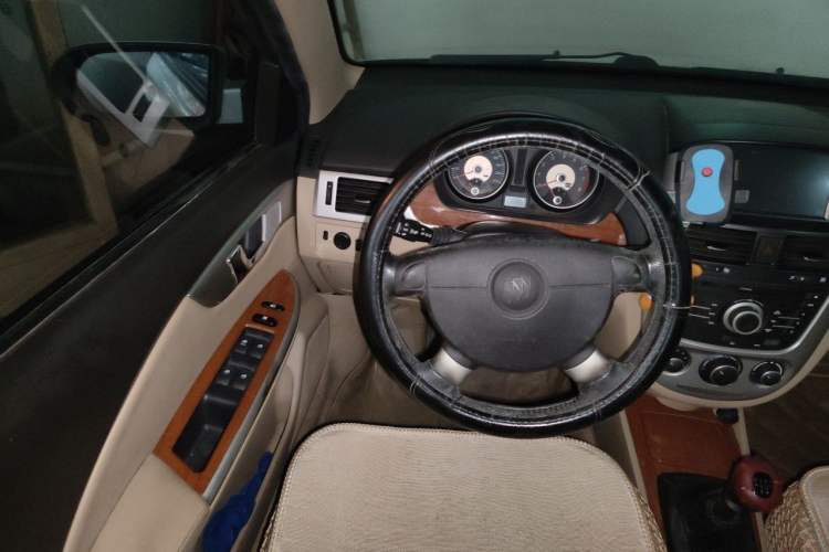 Used Buick Excelle 2011 1.6 LE-MT Steering Wheel