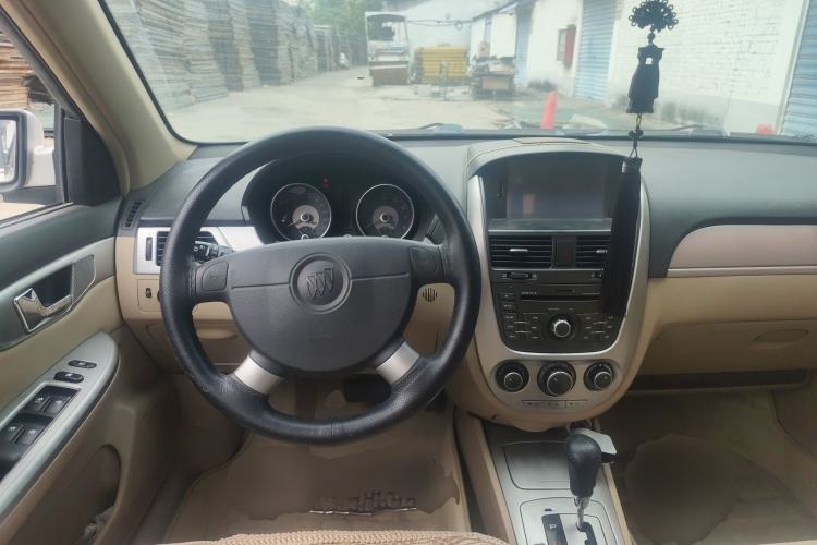 Used Buick Excelle 2011 1.6LX-AT Steering Wheel