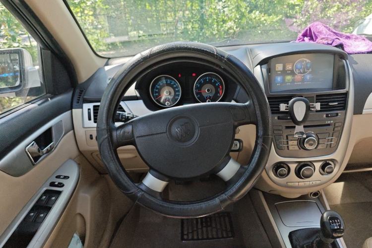 Used Buick Excelle 2011 1.6 LX-MT Steering Wheel