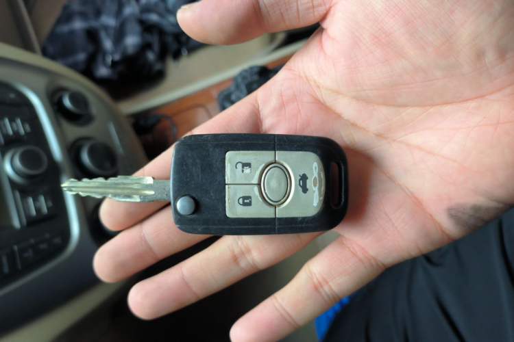 Used Buick Excelle 2011 1.6 LE-MT Vehicle Key