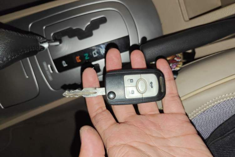 Used Buick Excelle 2011 1.6LX-AT Vehicle Key