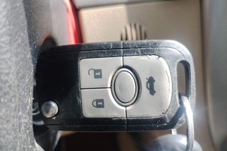 Used Buick Excelle 2011 1.6 LE-MT Vehicle Key