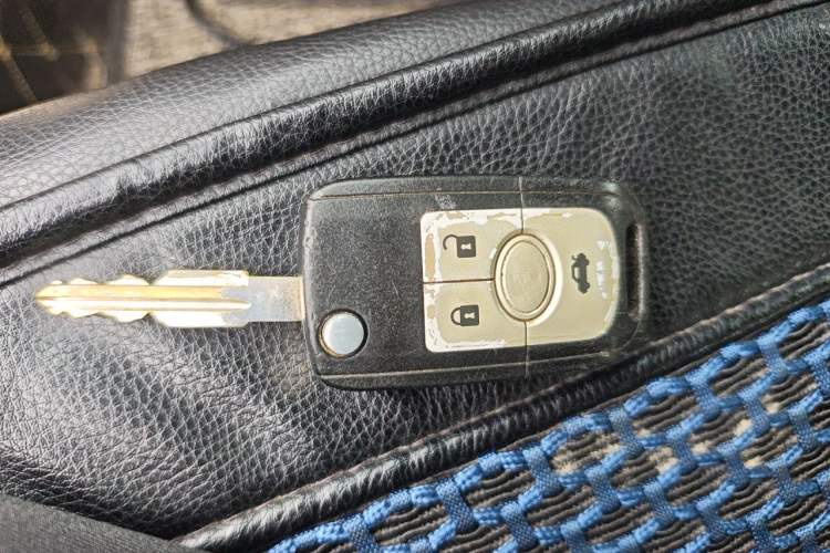 Used Buick Excelle 2011 1.6 LE-AT Vehicle Key