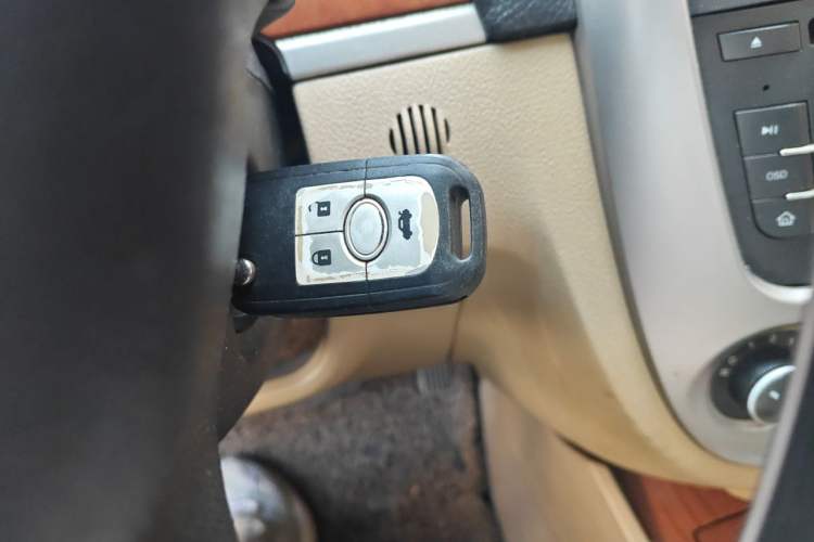 Used Buick Excelle 2011 1.6 LE-AT Vehicle Key