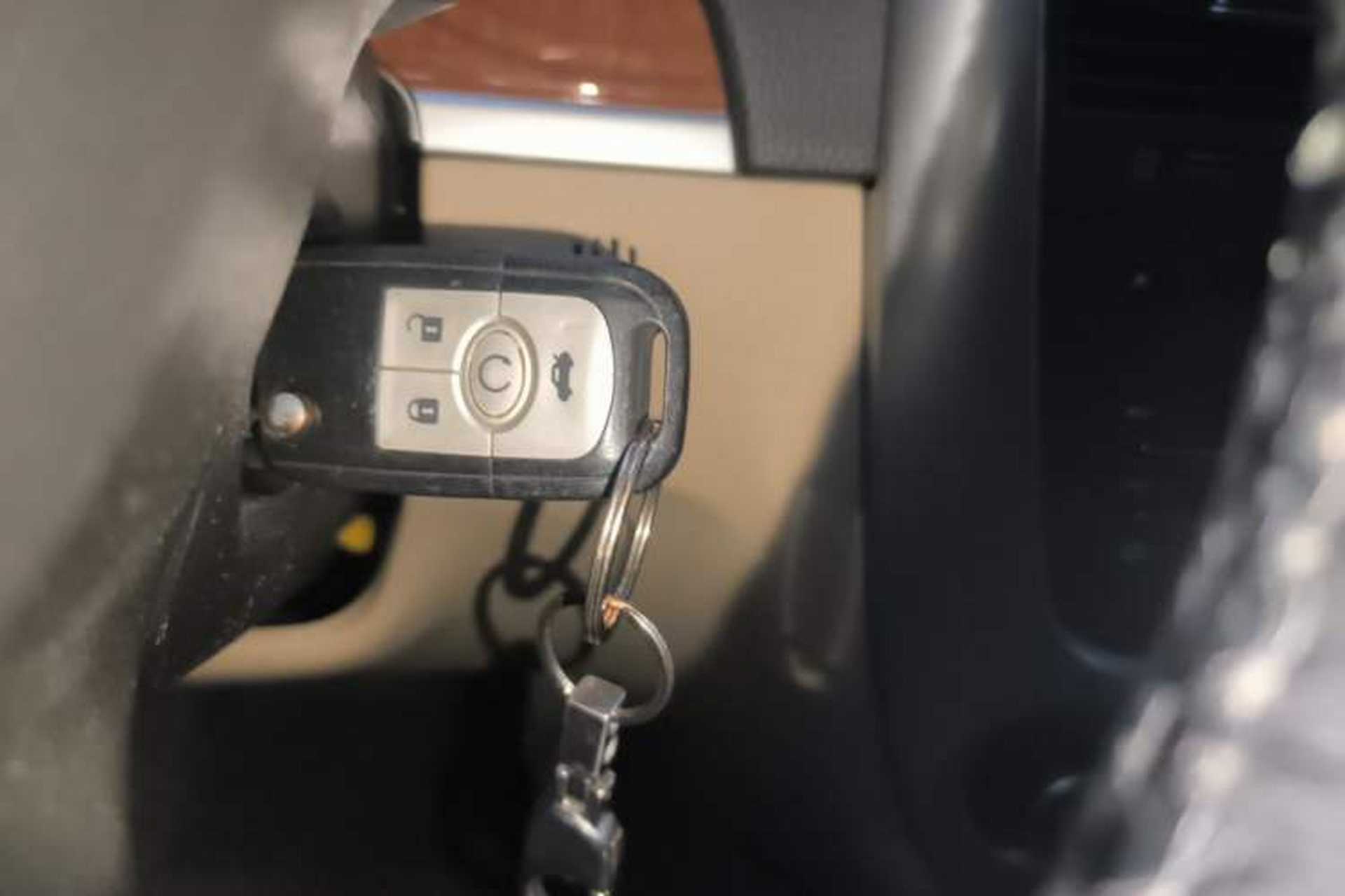 Used Buick Excelle 2011 1.6 LE-AT Vehicle Key