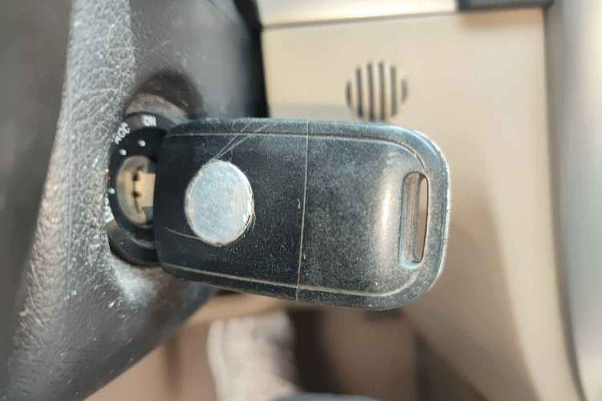 Used Buick Excelle 2011 1.6 LE-AT Vehicle Key